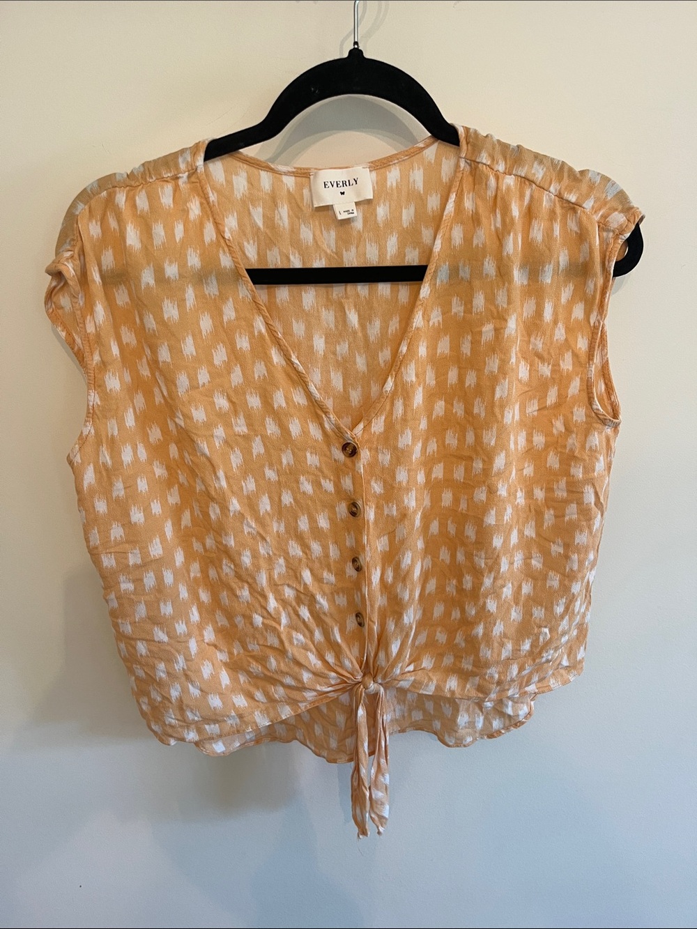 Everly Peach and Cream Ikat-Print Tie-Front Sleeveless Blouse